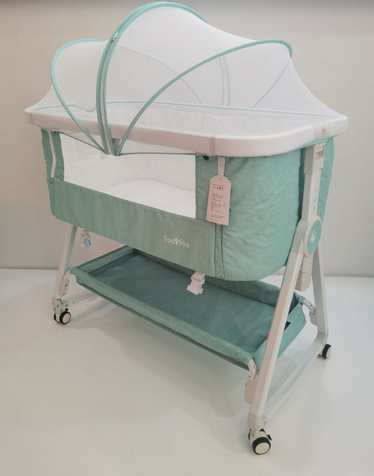 Babyworth rocker sleeper bassinet for a newborn, suitable for room sharing beside a parent bed